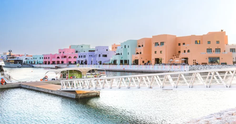 INSTAGRAMMABLE WORLD OF MINA DISTRICT