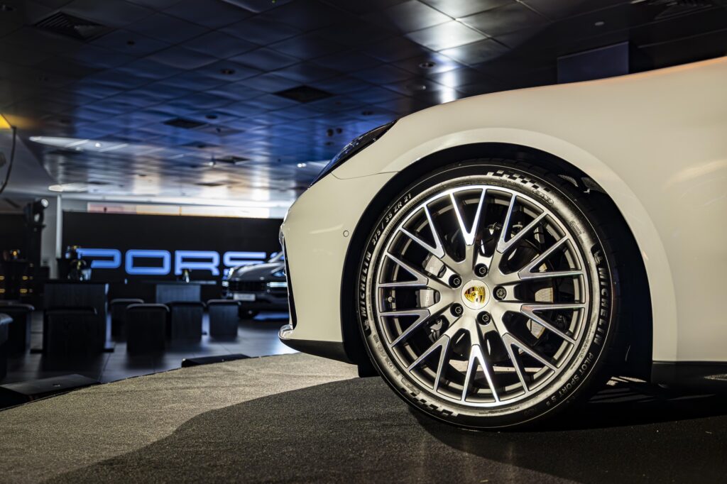 Gala at Porsche Centre Doha Unveils Third-Generation Porsche Panamera ...